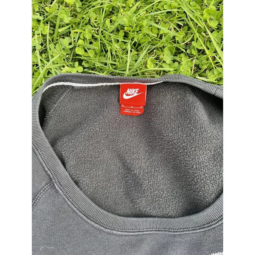 Nike Sweatshirt Womens Medium Black Crewneck Pullover Big‎ Swoosh Logo Raglan